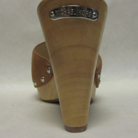 Reg $165 Michael Kors Easton Mule  Stud Brown Suede Wedge Sandals size 9M - Picture 9 of 9